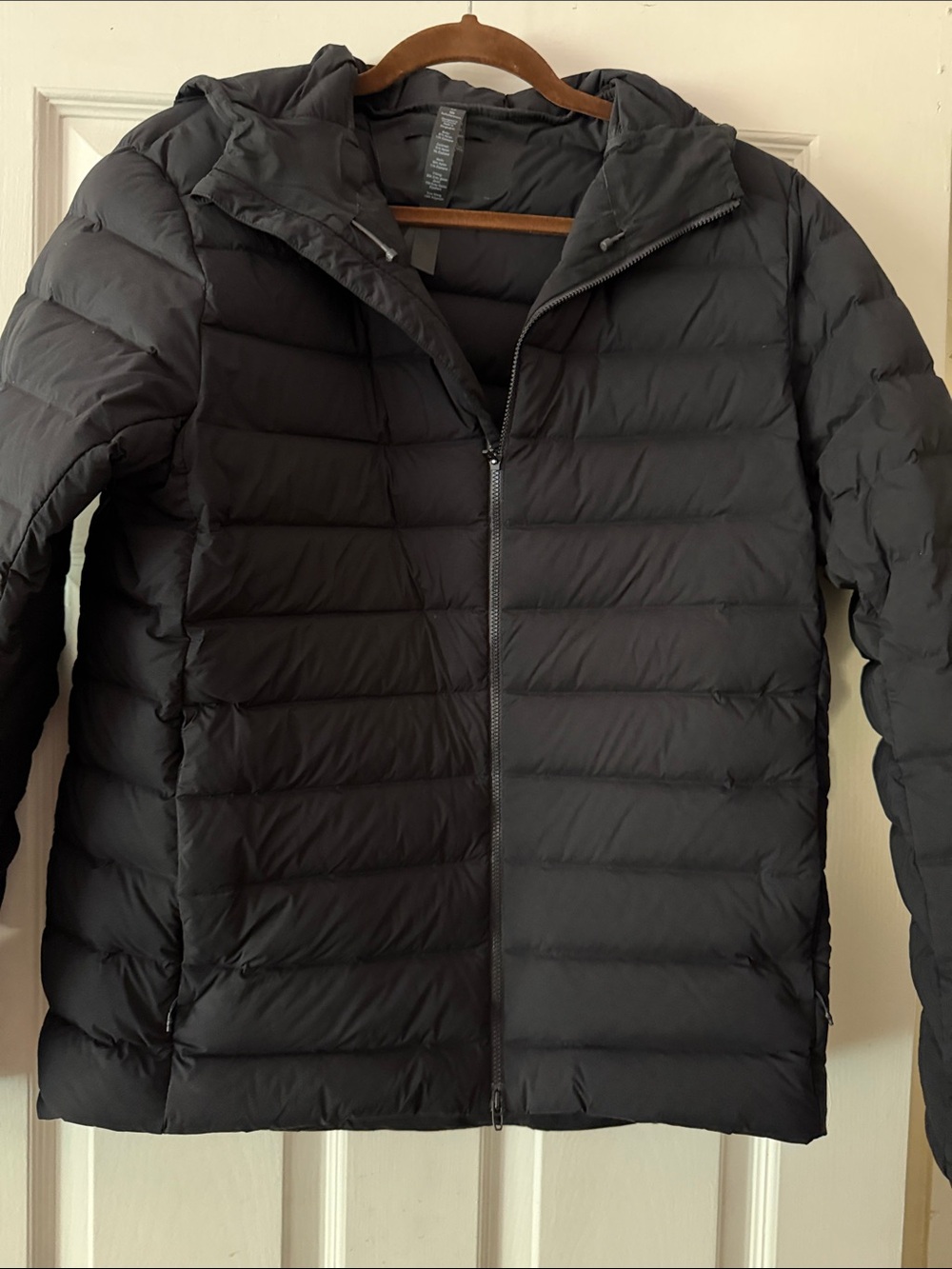 lululemon athletica Men's Quilted Hooded Puffer Jacket - Black